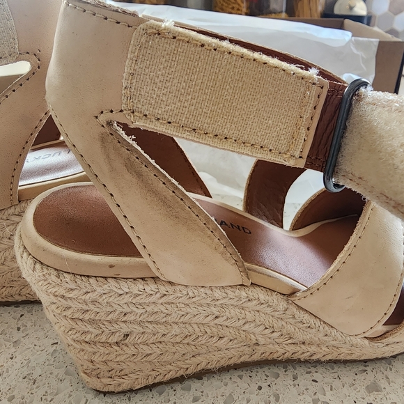 🆕️Lucky Brand Mendona Wedge Sandal - Picture 11 of 16